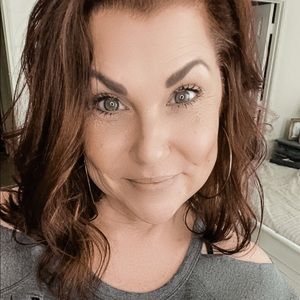 Meet your Posher Karen